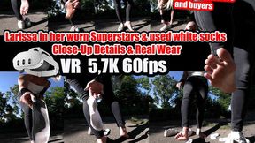 VR 3D 5,7K 180 60 fps | Larissa in her worn Superstars & used white socks – Close-Up Details & Real Wear