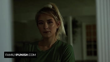 Teen Pressures her Adventurous Step Brother Since Visiting Home | Home Robby Echo, Jessie Saint - FamilyPunish.com