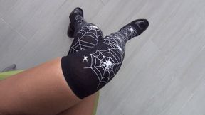 POV lapsitting and black toe tapping a