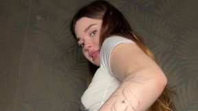 Social Media Creator @SofiCrush @Teasing & #Upskirt #Big Ass #Shaved Pussy #Brunette gratis porn xxx | Tik.Porn