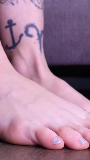 Sexy Feet College Girl Made You a Deal POV