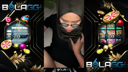 cewek berkacamata sunguh nikmat