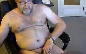Daddy Bear Eats His Own Cum