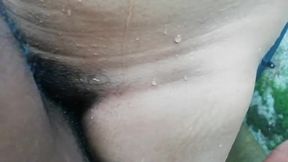 Outdoor Fun in Sri Lanka: A Playful Encounter with Shshavin