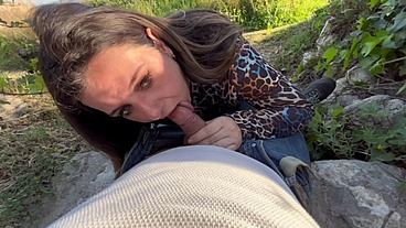 le pedi mamada en varios sitios publicos a mi amiga
