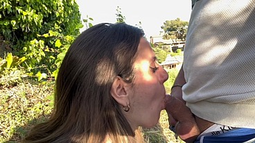 le pedi mamada en varios sitios publicos a mi amiga