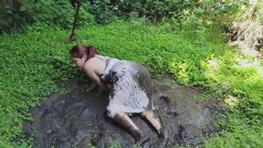 White dress vs mud