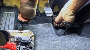 Mistress Lady Georgia hates this car - PIP Feet