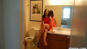 Appetizing real estate babe Whitney Wright is ok to get laid with handsome client
