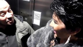 73 despues de los albaniles quise salir a dar una vuelta y estaba todo cerrado , me tuve que cojerme al chofer , capitulo 73