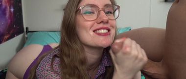 Girl in glasses gets fucked from behind and gets all hotwife-y