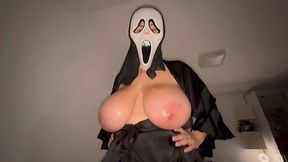 Huge naturals boobs make cock rock hard before POV fuck - Scream Cosplay