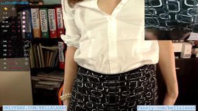 Teacher spilled water on shirt by accident and students can see her nipple