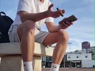 Cheesy strong foot smell, what awakened your foot kink?