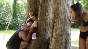 Flexible babes Veronica Leal and Lauren Walker love outdoor sex