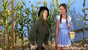 Wizard Of Oz Holiday Parody With Arousing Love Session