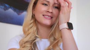 Flirts with You to Show off Her Pussy