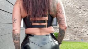 111. 🥵 my hot latex ass