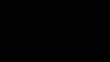 Los gemidos de mi amiga me despertaron