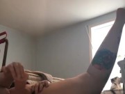 Chubby goth babe gives herself a quickie before work