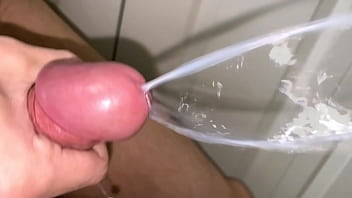 Closeup cumshot in slow motion 04 spreads out flat and widely powerful cumshot .