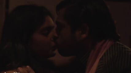 Desi bhabhi ko tel lga ke choda raat bhar video