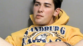 ”Solo butt fingering & heavy meat jerking by heartthrob Shane Allen”