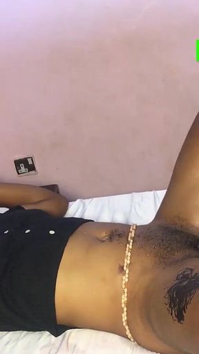 I Fuck Her Hard, but She Said She's a Virgin, and I Agreed to Fuck Her Thign