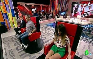 Ana morgade rosa escote