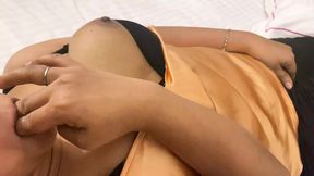 Dasy aunty blowjob her fingers hardly thinking handsome boy friend