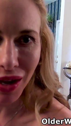 Blonde MILF Ciel From the Usa Will Seduce You with Her Skinny Body and Lustful Pussy