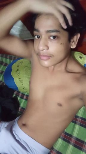 Romantic Solo Time Alone - Desi Girl&#039;s Private Pleasure Moment