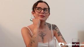 Girlfriend's sister lets me stick it in