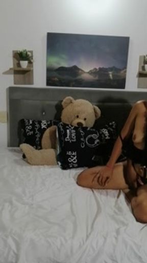 I have sex with my horny friend until I have orgasm.