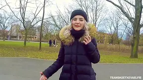 Eva Elfie And Adam Ocelot In Cutie Gives A Blowjob In The Park