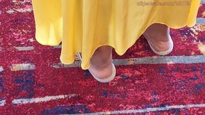 My Stepmama's Travel BFF Got Big Juicy Meaty Feet