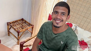 NAMORADINHOS e leiteiros