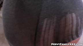 Pervy Family XXX: Stepniece Arietta Adams covered in cum for Christmas