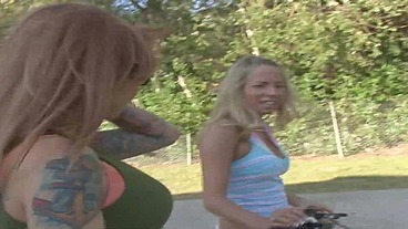 PillowGirls - She breaks her bike so she can have hot lesbian sex with her
