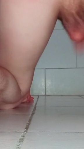 Shayan Deniz - Late Night Private Bathroom Recording Genuine Amateur Clip