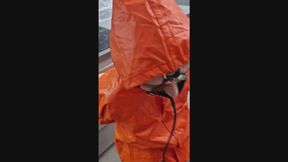 Miss Amira in doppelt AGU Regenanzug gefesselt und streng geknebelt