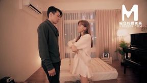 Watch sensuous lady's scene