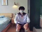 制服を着たかわいい男の子がオナニーして中出し