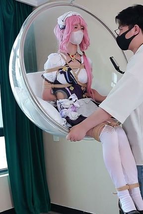 Jue Se Plays the Barefoot Girlfriend, Bound to a Suspended Chair, Playing with Her Feet