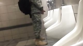 Str spy USA army dude in public