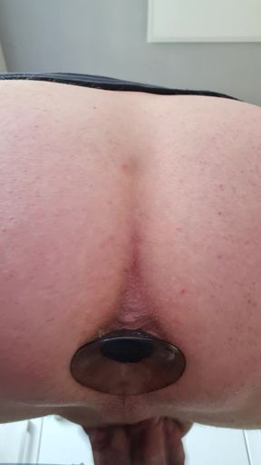 Plug in my nice hole