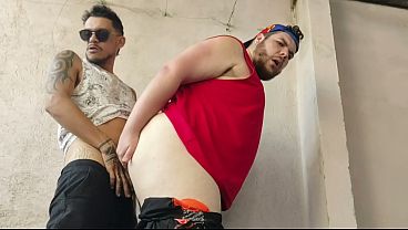 Levei 3 leitadas na laje da favela com os dotados (compilado)