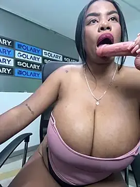 want to suck your cock papi
