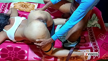बड़ी बड़ी गांड़ वाली भाभी की गांड़ फ़ाड़ कर चुदाई