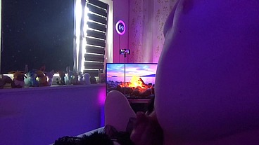 Ever wondered what it looks like when 2 extremely hot girls share your cock? My bestie and I make mens fantasies cum true!